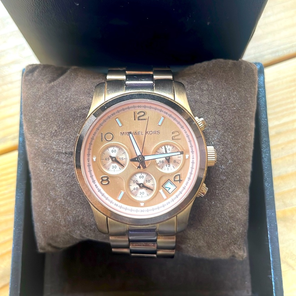 Michael Kors - Rose Gold Watch